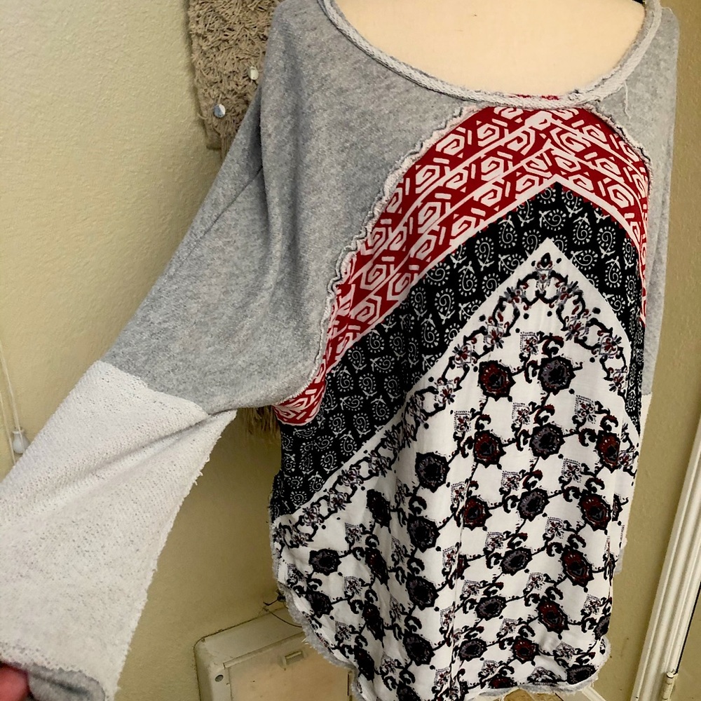 FP. Oversized sweatshirt